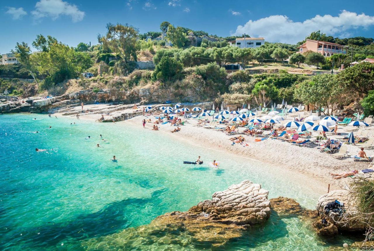 Melina Oasis Boutique Hotel Kassiopi Exterior foto